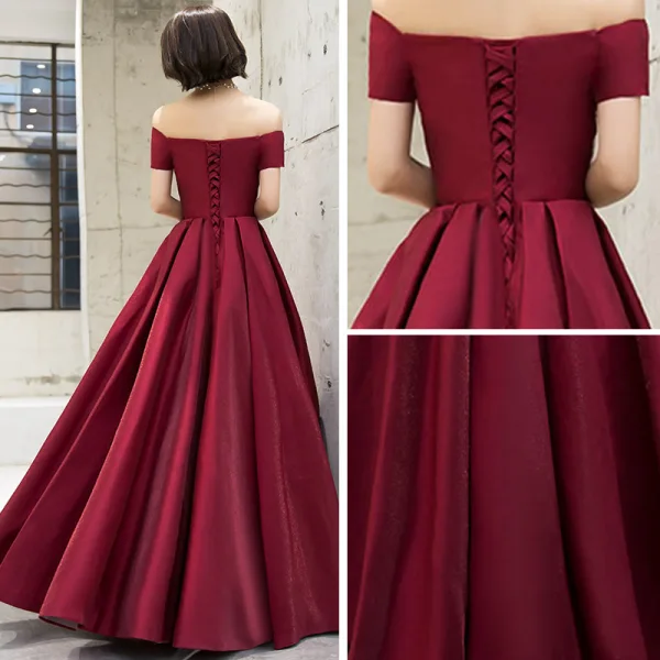 Chic / Beautiful Burgundy Evening Dresses 2019 A-Line / Princess Off-The-Shoulder Short Sleeve Beading Floor-Length / Long Ruffle Backless Formal Dresses