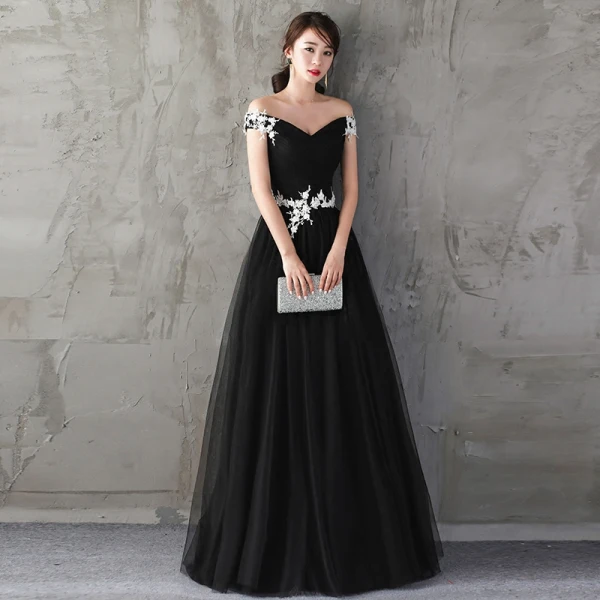 Affordable Black Evening Dresses  2019 A-Line / Princess Off-The-Shoulder Short Sleeve Appliques Lace Pearl Floor-Length / Long Ruffle Backless Formal Dresses