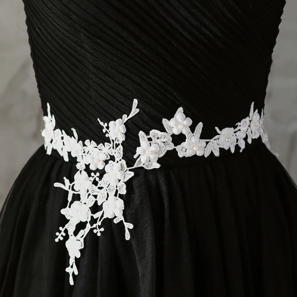 Affordable Black Evening Dresses  2019 A-Line / Princess Off-The-Shoulder Short Sleeve Appliques Lace Pearl Floor-Length / Long Ruffle Backless Formal Dresses