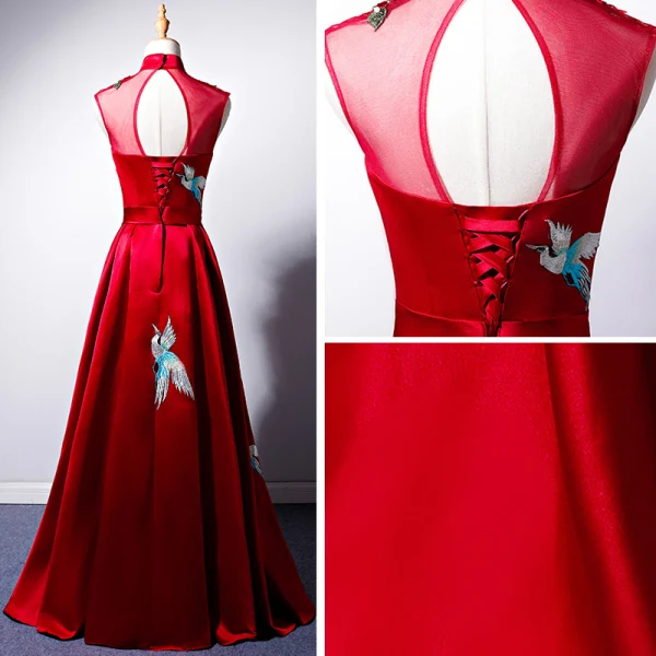 Style Chinois Rouge Satin Transparentes Robe De Soirée 2019 Princesse Col Haut Sans Manches Noeud Ceinture Brodé Fleur Perle Faux Diamant Longue Volants Dos Nu Robe De Ceremonie