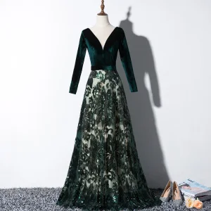 Elegante Donkergroen Suede Avondjurken 2019 A Lijn Doorzichtige Diepe V Hals Lange Mouwen Appliques Pailletten Lange Ruche Ruglooze Gelegenheid Jurken