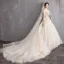 Abordable Champagne Robe De Mariée 2019 Princesse De l'épaule Manches Courtes Dos Nu En Dentelle Appliques Chapel Train Volants