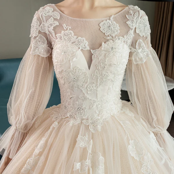 Romantique Champagne Transparentes Robe De Mariée 2019 Princesse Encolure Dégagée Gonflée 3/4 Manches Dos Nu Appliques En Dentelle Perlage Cristal Glitter Tulle Chapel Train Volants