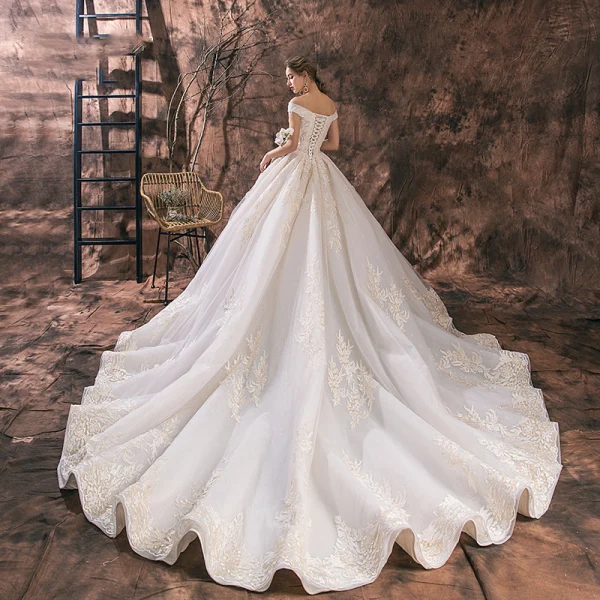 Chic / Beautiful Champagne Wedding Dresses 2019 A-Line / Princess Off-The-Shoulder Deep V-Neck Short Sleeve Backless Appliques Lace Beading Chapel Train Ruffle