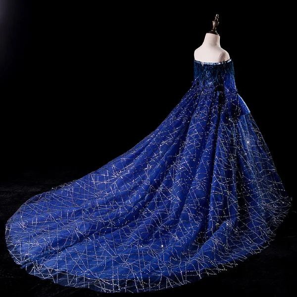 Élégant Bleu Roi Robe Ceremonie Fille 2019 Robe Boule De l'épaule Gonflée Manches Longues Ceinture Glitter Paillettes Plumes Chapel Train Volants Dos Nu Robe Pour Mariage