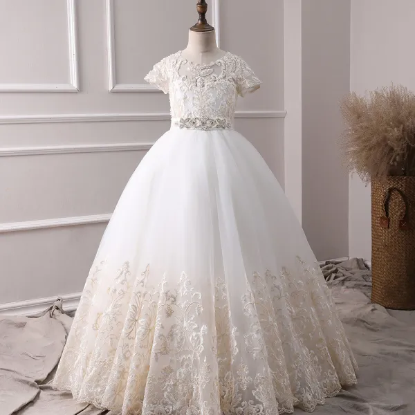 Classy Ivory Flower Girl Dresses 2019 A-Line / Princess Scoop Neck Short Sleeve Pearl Covered Button Appliques Lace Beading Rhinestone Sash Floor-Length / Long Ruffle Wedding Party Dresses