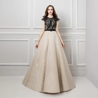 Illusion Champagne Transparentes Dentelle Robe De Soirée 2019 Princesse Encolure Dégagée Sans Manches Ceinture Glitter Perlage Faux Diamant Train De Balayage Volants Robe De Ceremonie