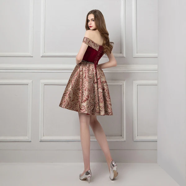 Modern / Fashion Burgundy Homecoming Graduation Dresses 2019 A-Line / Princess Off-The-Shoulder Short Sleeve Beading Sash Short Ruffle Backless Jacquard Formal Dresses