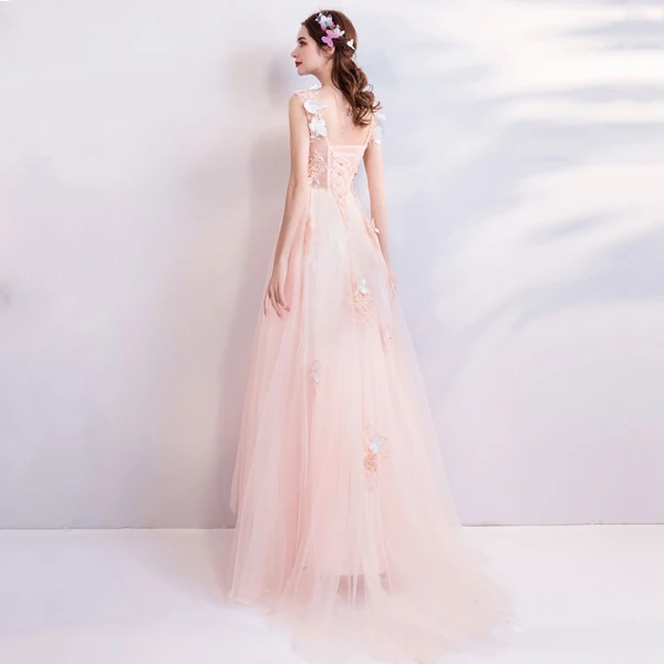 Romantic Pearl Pink Evening Dresses 2019 A-Line / Princess V-Neck Sleeveless Butterfly Appliques Lace Pearl Beading Court Train Ruffle Backless Formal Dresses