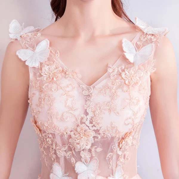Romantic Pearl Pink Evening Dresses 2019 A-Line / Princess V-Neck Sleeveless Butterfly Appliques Lace Pearl Beading Court Train Ruffle Backless Formal Dresses