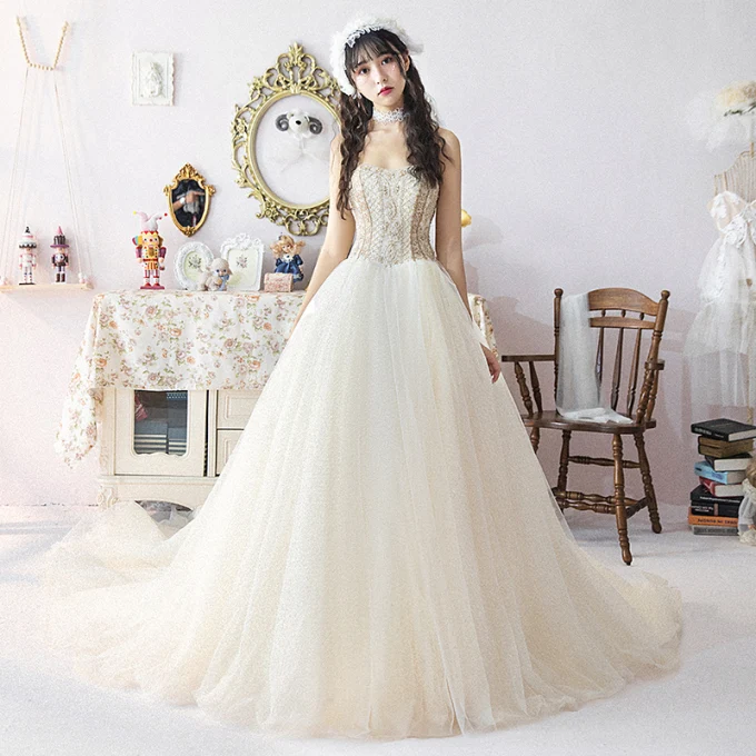 Mote Champagne Brudekjoler 2019 Ballkjole Kjæreste Avtakbar Puffy Korte Ermer Ryggløse Perle Beading Cathedral Train Buste