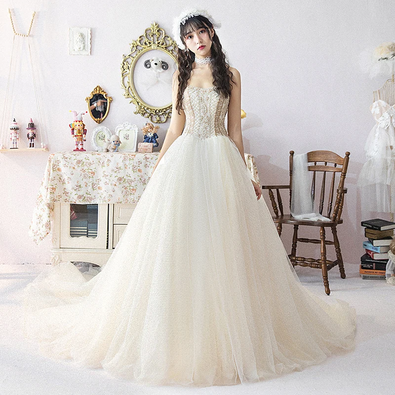 Mote Champagne Brudekjoler 2019 Ballkjole Kjæreste Avtakbar Puffy Korte Ermer Ryggløse Perle Beading Cathedral Train Buste