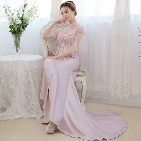 Élégant Rougissant Rose Transparentes Robe De Soirée 2019 Trompette / Sirène Col Haut Manches Courtes Appliques En Dentelle Perlage Faux Diamant Train De Balayage Volants Dos Nu Robe De Ceremonie
