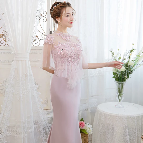 Élégant Rougissant Rose Transparentes Robe De Soirée 2019 Trompette / Sirène Col Haut Manches Courtes Appliques En Dentelle Perlage Faux Diamant Train De Balayage Volants Dos Nu Robe De Ceremonie