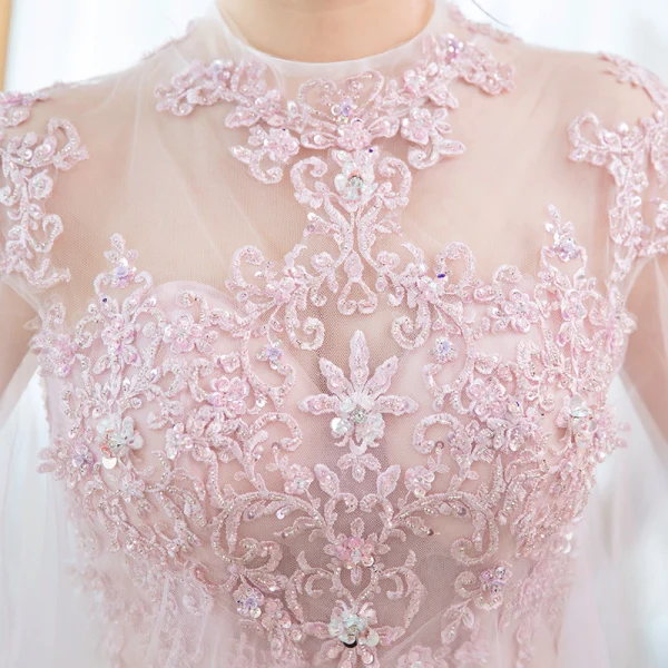 Élégant Rougissant Rose Transparentes Robe De Soirée 2019 Trompette / Sirène Col Haut Manches Courtes Appliques En Dentelle Perlage Faux Diamant Train De Balayage Volants Dos Nu Robe De Ceremonie
