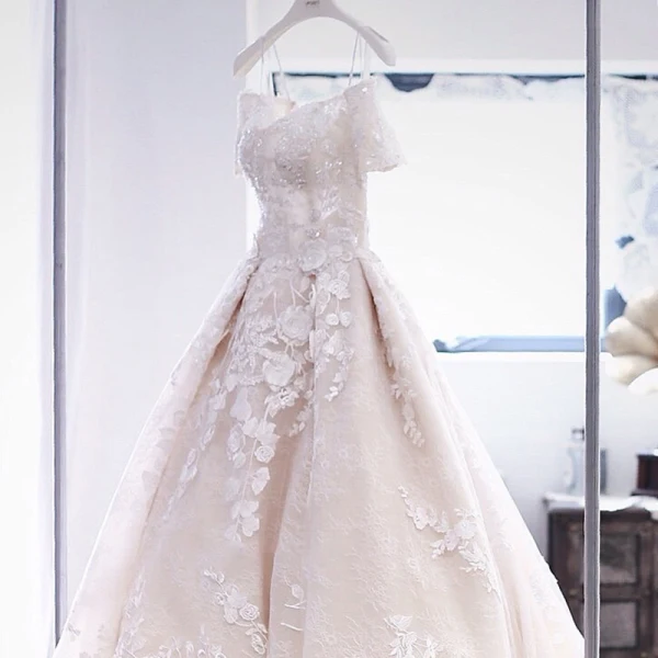 Luxury / Gorgeous Champagne Wedding Dresses 2019 Ball Gown Off-The-Shoulder Short Sleeve Backless Appliques Lace Pearl Rhinestone Glitter Sequins Cathedral Train Ruffle