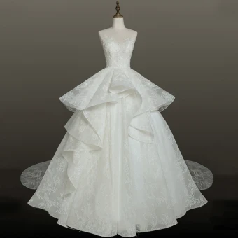 Classic Ivory See Through Wedding Dresses 2018 Ball Gown Scoop Neck Sleeveless Backless Appliques Lace Cathedral Train Ruffle