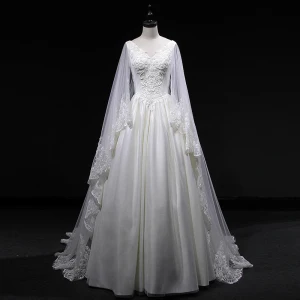 Vintage Retro Ivory Wedding Dresses 2019 A Line Princess V Neck Sleeveless Backless Appliques Lace Pearl Beading Watteau Train Ruffle