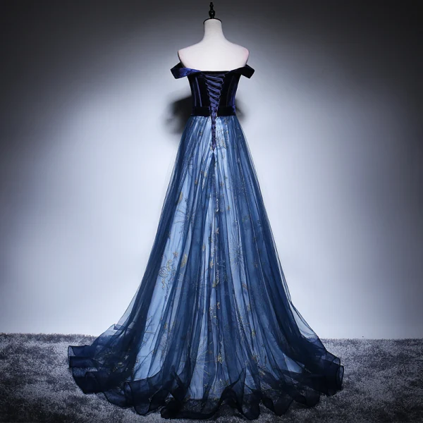 Schöne Marineblau Abendkleider 2018 A Linie Off Shoulder Kurze Ärmel Stoffgürtel Star Perlenstickerei Sweep / Pinsel Zug Rüschen Rückenfreies Festliche Kleider