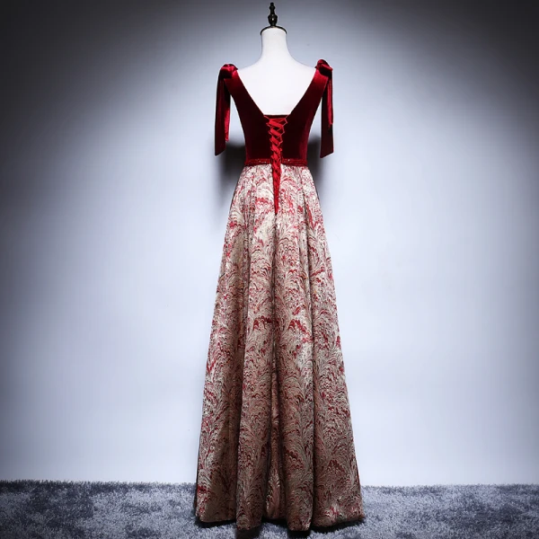 Sexy Burgundy Evening Dresses 2018 A-Line / Princess See-through Scoop Neck Sleeveless Beading Sash Gold Embroidered Floor-Length / Long Ruffle Backless Formal Dresses