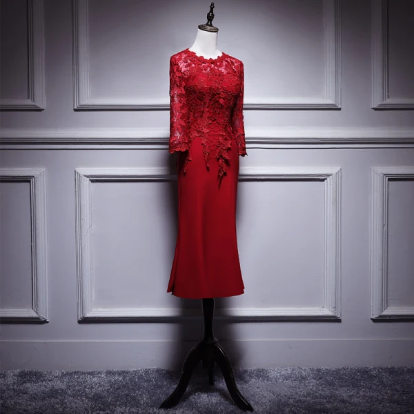 Elegant Burgundy Mother Of The Bride Dresses 2019 Scoop Neck 3/4 Sleeve Appliques Pierced Lace Tea-length Ruffle Wedding Party Dresses