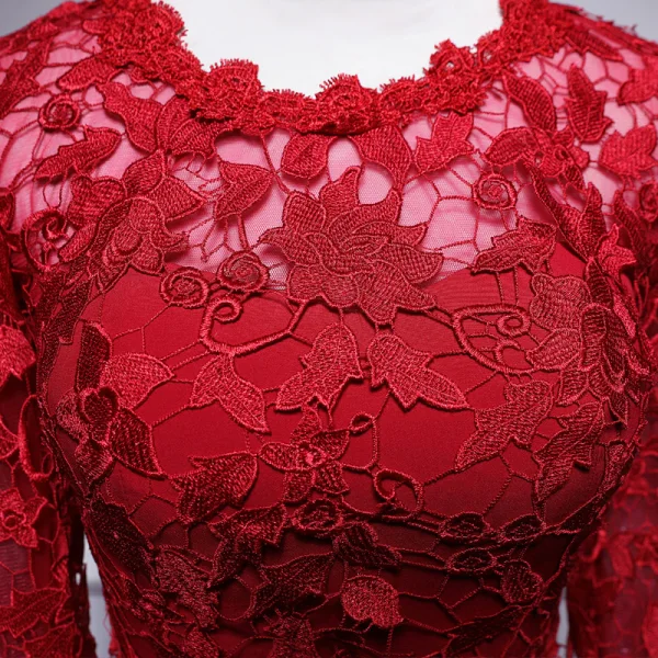 Elegant Burgundy Mother Of The Bride Dresses 2019 Scoop Neck 3/4 Sleeve Appliques Pierced Lace Tea-length Ruffle Wedding Party Dresses