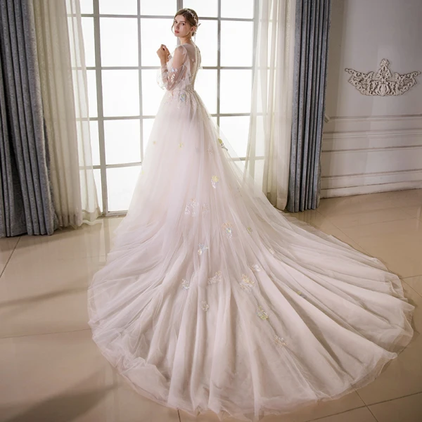 Élégant Champagne Transparentes Robe De Mariée 2018 Princesse Encolure Dégagée Gonflée 3/4 Manches Dos Nu Appliques En Dentelle Perlage Cathedral Train Volants