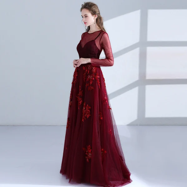 Elegant Burgundy Evening Dresses 2018 A-Line / Princess Scoop Neck Long Sleeve Appliques Lace Beading Sash Floor-Length / Long Pierced Formal Dresses