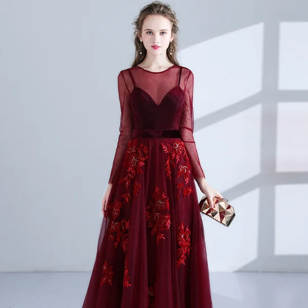 Elegant Burgundy Evening Dresses 2018 A-Line / Princess Scoop Neck Long Sleeve Appliques Lace Beading Sash Floor-Length / Long Pierced Formal Dresses