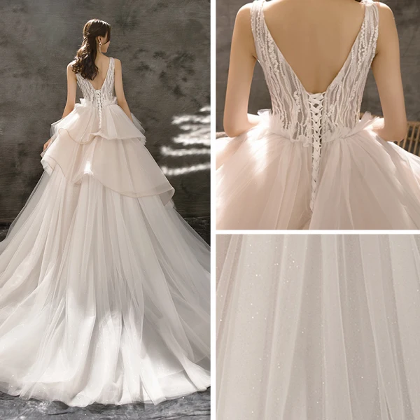 Modern / Fashion Champagne Wedding Dresses 2019 A-Line / Princess V-Neck Sleeveless Backless Glitter Tulle Beading Court Train Ruffle