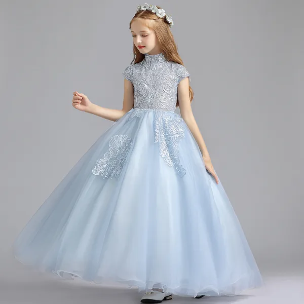 Elegantes Azul Cielo Vestidos para niñas 2019 A-Line / Princess Cuello Alto Sin Mangas Apliques Con Encaje Lentejuelas Largos Ruffle Vestidos para bodas