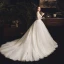 Illusion Elfenben Genomskinliga Bröllopsklänningar 2019 Prinsessa Fyrkantig Ringning Långärmad Halterneck Appliqués Spets Chapel Train Ruffle