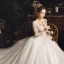 Illusion Elfenben Genomskinliga Bröllopsklänningar 2019 Prinsessa Fyrkantig Ringning Långärmad Halterneck Appliqués Spets Chapel Train Ruffle