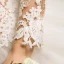 Illusion Elfenben Genomskinliga Bröllopsklänningar 2019 Prinsessa Fyrkantig Ringning Långärmad Halterneck Appliqués Spets Chapel Train Ruffle