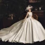 Vintage / Originale Ivoire Satin Robe De Mariée 2019 Princesse Encolure Carrée Sans Manches Perlage Ceinture Chapel Train Volants