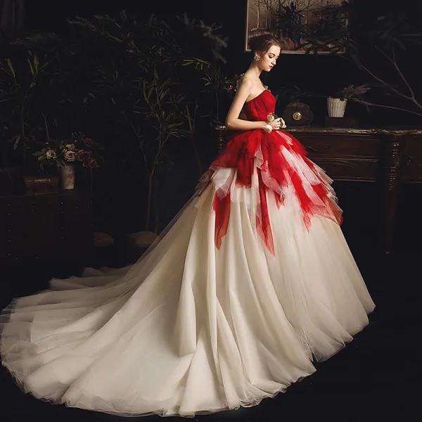 Amazing / Unique Red Champagne Wedding Dresses 2019 Ball Gown Sweetheart Sleeveless Backless Chapel Train Cascading Ruffles