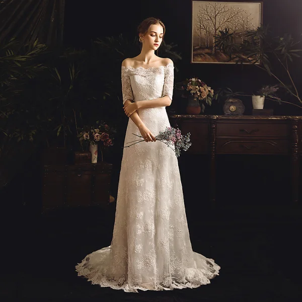 Élégant Ivoire Jardin / Extérieur Robe De Mariée 2019 Gaine / Ajustement De l'épaule 1/2 Manches Dos Nu Ceinture Appliques En Dentelle Train De Balayage Volants