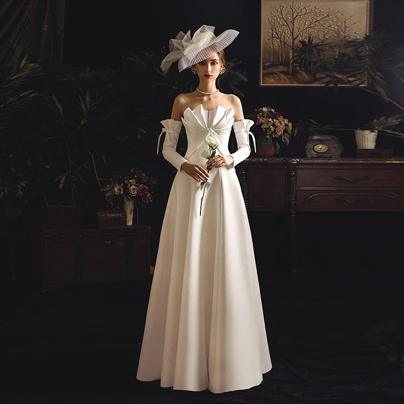 Fantastiske Unike Elfenben Satin Brudekjoler 2019 Empire Kjæreste Avtakbar Langermede Ryggløse Lange Buste