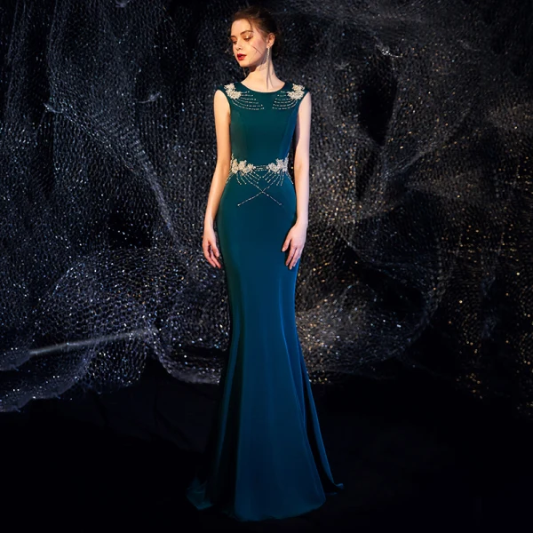 Élégant Bleu D'encre Robe De Soirée 2019 Trompette / Sirène Encolure Dégagée Sans Manches Perlage Longue Volants Robe De Ceremonie
