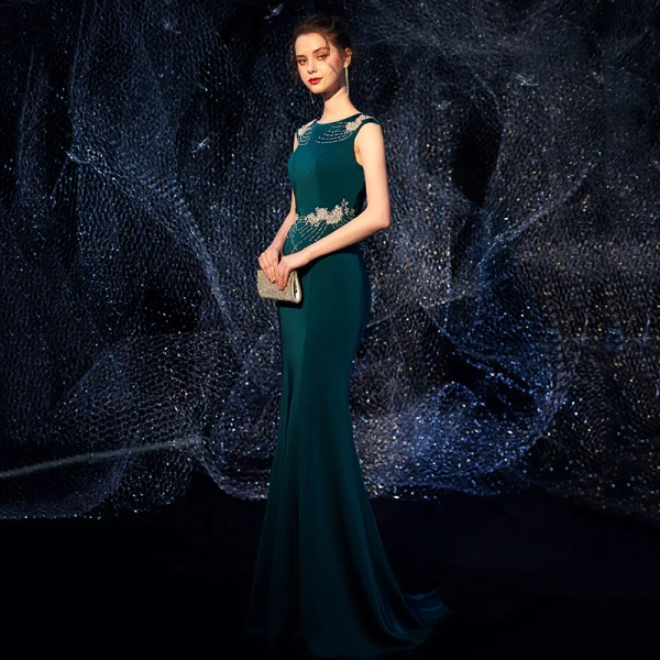 Élégant Bleu D'encre Robe De Soirée 2019 Trompette / Sirène Encolure Dégagée Sans Manches Perlage Longue Volants Robe De Ceremonie