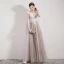 Élégant Champagne Robe De Soirée 2019 Princesse Encolure Dégagée Sans Manches Appliques En Dentelle Perlage Cristal Longue Volants Dos Nu Robe De Ceremonie