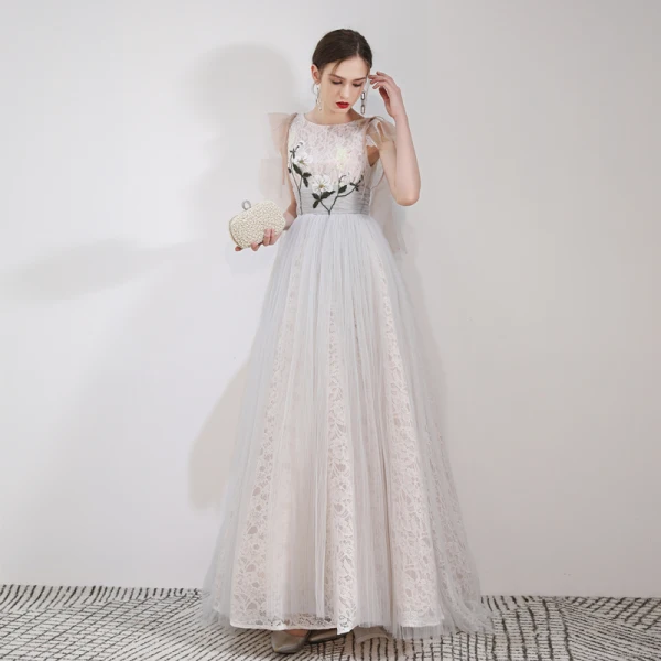 Best Grey Lace Evening Dresses  2019 A-Line / Princess Scoop Neck Sleeveless Appliques Lace Floor-Length / Long Ruffle Backless Formal Dresses