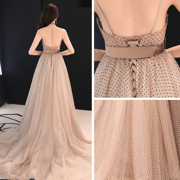 Chic Champagne Robe De Soirée 2019 Princesse V-Cou Sans Manches Ceinture Tachetée Tulle Train De Balayage Volants Dos Nu Robe De Ceremonie