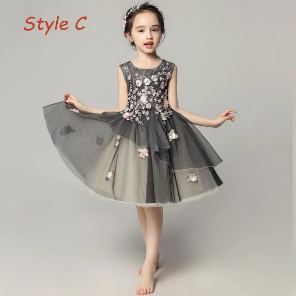 Elegant Black Flower Girl Dresses 2019 A-Line / Princess Scoop Neck Sleeveless Appliques Lace Pearl Court Train Ruffle Backless Wedding Party Dresses