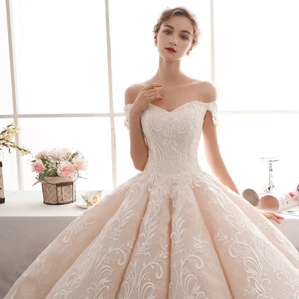 Best Champagne Wedding Dresses 2019 A-Line / Princess Off-The-Shoulder Short Sleeve Appliques Backless Beading Lace Floor-Length / Long Ruffle
