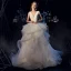 Élégant Ivoire Satin Robe De Mariée 2019 Robe Boule Col v profond Sans Manches Dos Nu Ceinture Tribunal Train Volants en Cascade