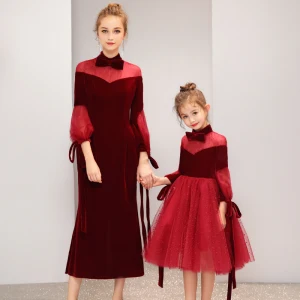 Chic Belle Bordeaux Daim Transparentes Robe De Soirée 2019 Noeud Col Haut Gonflée 3 4 Manches Étoile Tulle Thé Longueur Volants Robe De Ceremonie