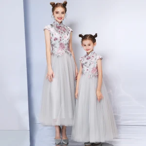 Style Chinois Gris Robe De Soirée 2019 Princesse Col Haut Mancherons Brodé Fleur Faux Diamant Longueur Cheville Volants Robe De Ceremonie