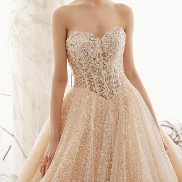 Elegant Champagne Blonder Brudekjoler 2019 Prinsesse Kjæreste Avtakbar Bell ermer Ryggløse Beading Perle Cathedral Train Buste