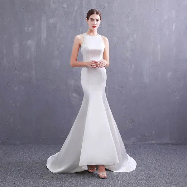 Affordable Ivory Satin Wedding Dresses 2019 Trumpet / Mermaid Scoop Neck Sleeveless Backless Appliques Lace Beading Pearl Sweep Train